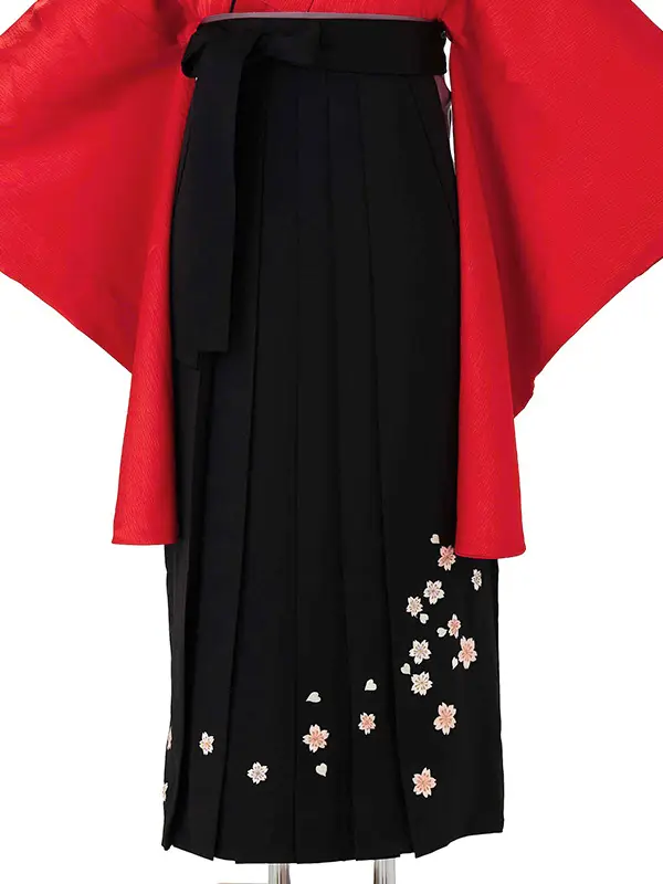 卒業式女性袴 赤/黒刺繍袴 Z991 (66.5)