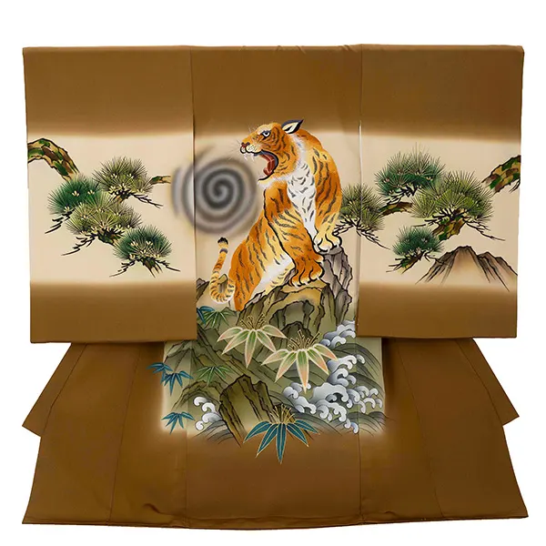 【正絹】お宮参り男の子 産着レンタル／茶 虎　刺繍 Z271