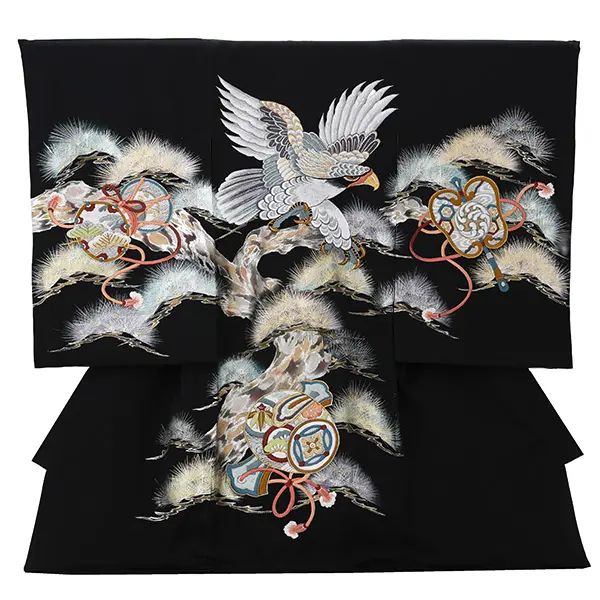 【正絹】お宮参り男の子 産着レンタル／黒 鷹刺繍 金彩螺鈿 松 Z274