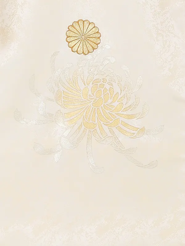 お宮参り女の子 産着レンタル／薄ベージュ 金彩 菊 Z303