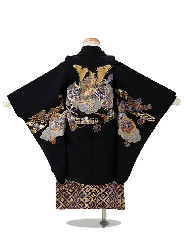 七五三レンタル(3歳4歳男児袴)／黒兜矢羽根×黒金武田菱袴 F026