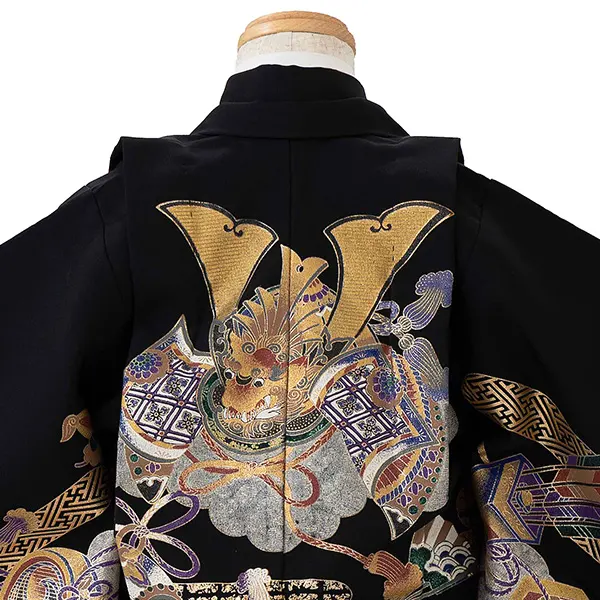 七五三レンタル(3歳4歳男児袴)／黒兜矢羽根×黒金武田菱袴 F026