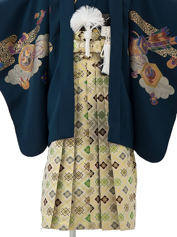 七五三レンタル(4歳5歳男児袴)／緑紺兜矢羽根×金業平菱袴 F028