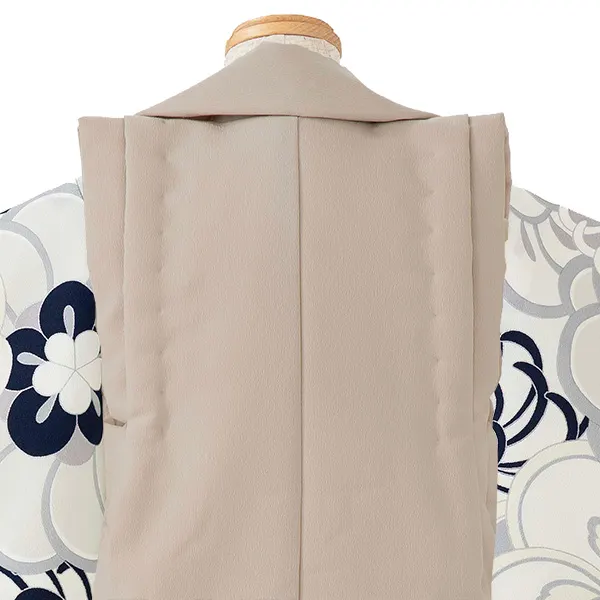 七五三レンタル(3歳男児被布)／ベージュ×グレー 菊梅 W502