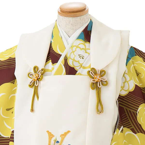 七五三レンタル(3歳男児被布)オフホワイト 兜刺繍×黄色花柄 Y079