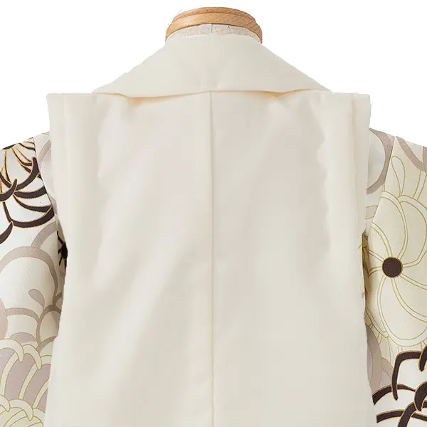 七五三レンタル(3歳男児被布)／ベージュ 兜×ベージュ 菊梅 Y087