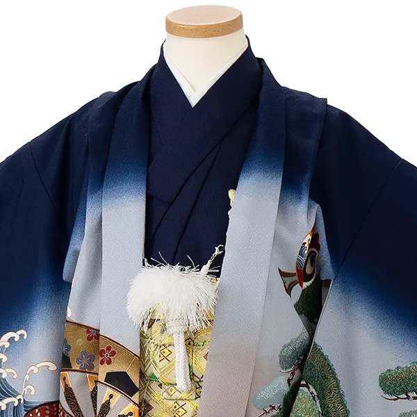 かんたん七五三レンタル(5歳6歳男児袴)紺兜×金業平菱袴 Y098