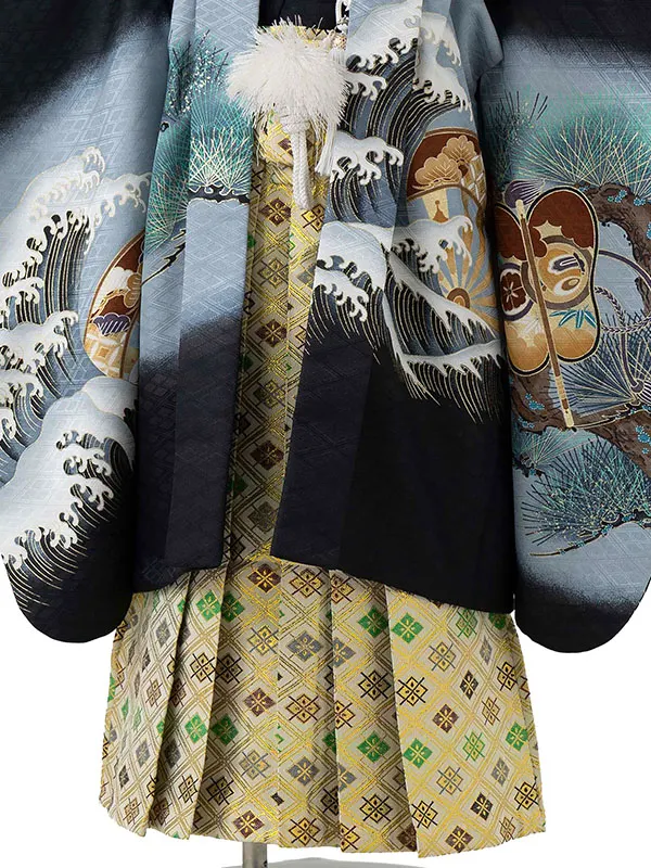 かんたん七五三レンタル(4歳5歳男児袴)黒兜×金業平菱袴 Y115