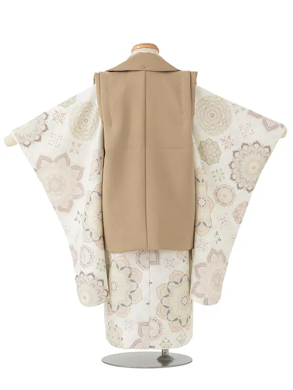 七五三レンタル(3歳男児被布) ベージュ×唐花 Y138