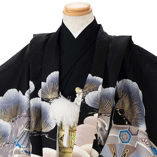 かんたん七五三レンタル(4歳5歳男児袴)黒兜×金業平菱袴 Y146