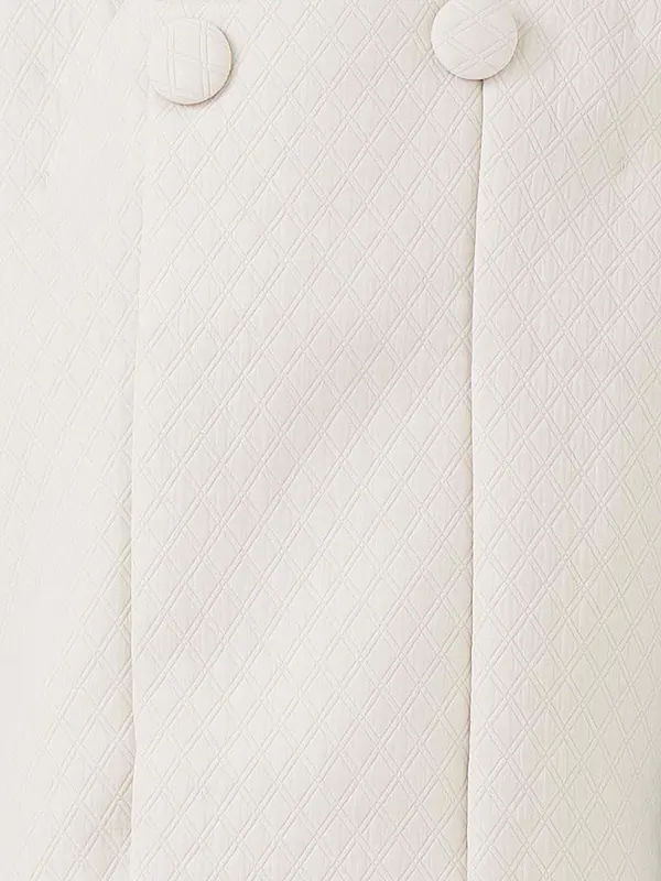 七五三レンタル(3歳男児被布) オフホワイト×薄緑 桜菊橘 Y151