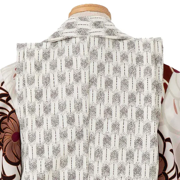 七五三レンタル(3歳男児被布) ねじり梅ベージュ×白兜 Y173