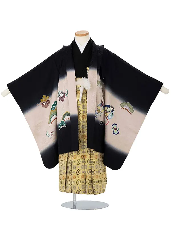 【正絹】かんたん七五三レンタル(5歳6歳男児袴) 黒宝尽くし兜×金袴 Y186