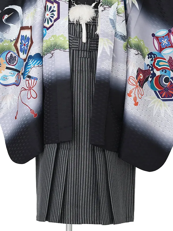 かんたん七五三レンタル(5.6歳男児袴)黒兜×黒縞袴 Y243