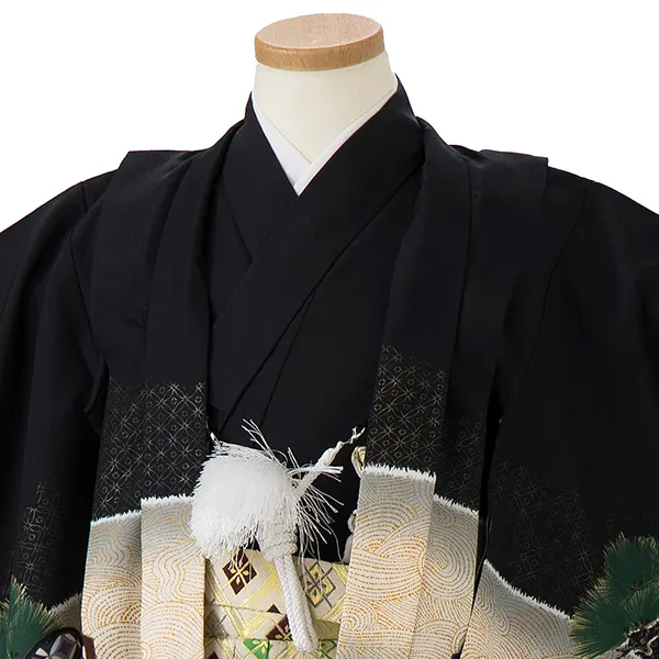 かんたん七五三レンタル(4歳5歳男児袴)／黒兜松×金業平菱袴 Z004