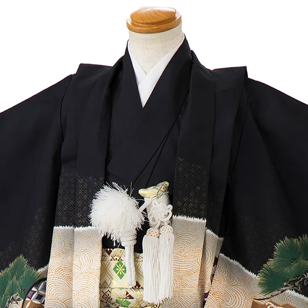 かんたん七五三レンタル(4歳5歳男児袴)／黒兜松×金業平菱袴 Z005