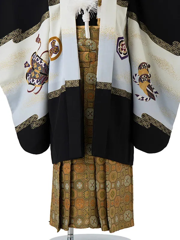 かんたん七五三レンタル(5歳男児袴)／黒兜軍配×金蜀江紋袴 Z041