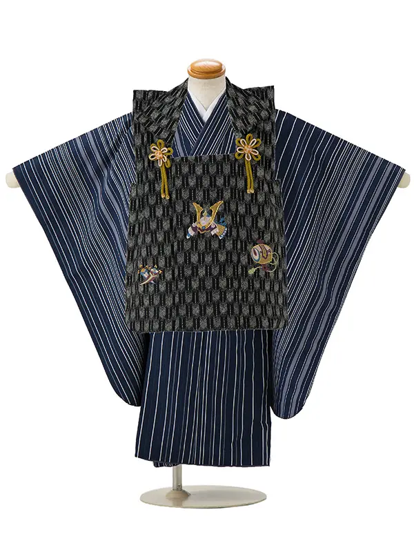 七五三レンタル(3歳男児被布)／黒矢羽 兜×紺滝縞 Z570