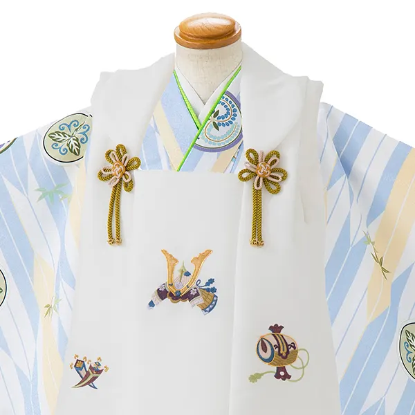 七五三レンタル(3歳男児被布)／白 兜×白矢羽丸紋 Z634