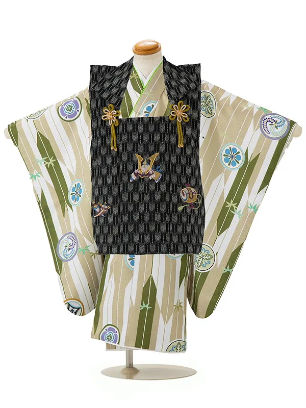 七五三レンタル(3歳男児被布)／黒矢羽 兜×ベージュ緑矢羽丸紋 Z638