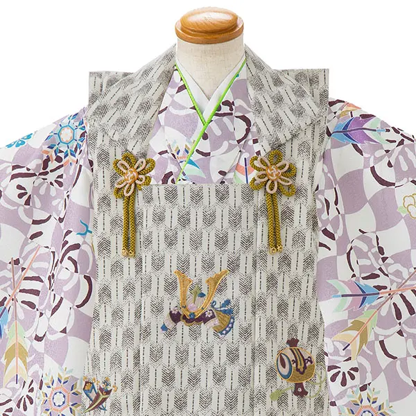 七五三レンタル(3歳男児被布)／白矢羽 兜×薄紫市松矢 Z651