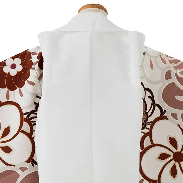 七五三レンタル(3歳男児被布)／白 兜×茶ねじり梅 Z729