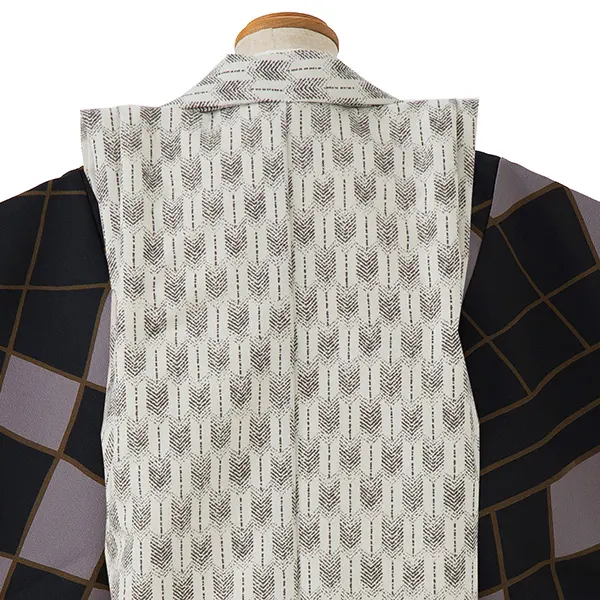 七五三レンタル(3歳男児被布)／白矢羽 兜×黒菱紋 Z735