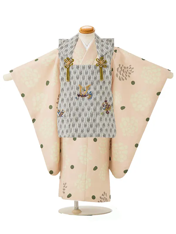 七五三レンタル(3歳男児被布)／白矢羽 兜×ベージュ菊 Z832