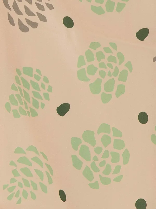 七五三レンタル(3歳男児被布)／黒矢羽 兜×ベージュ菊 Z841