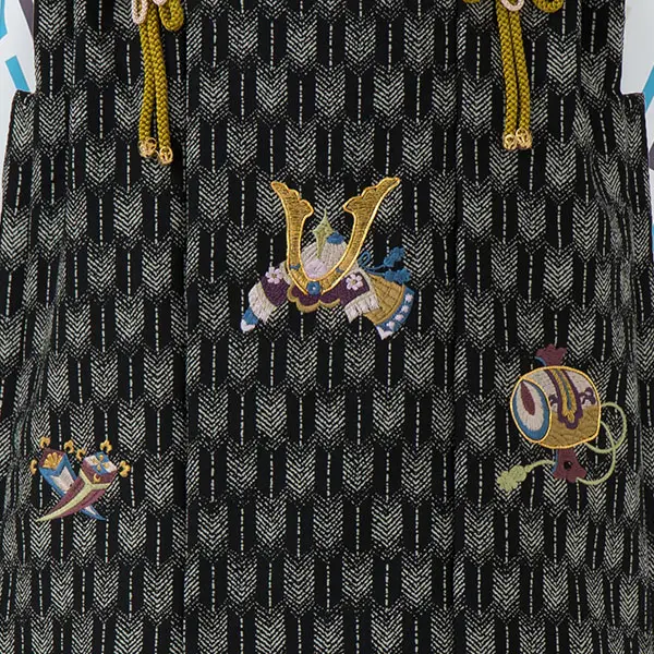 七五三レンタル(3歳男児被布)／黒矢羽 兜×白モダン菱紋様 Z851