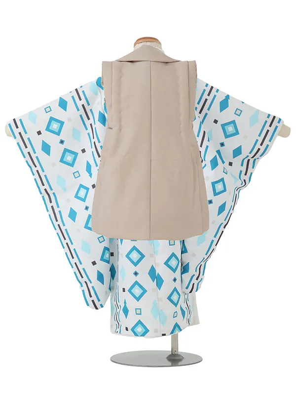 七五三レンタル(3歳男児被布)／ベージュ×白モダン菱紋様 Z851