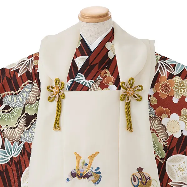 七五三レンタル(3歳男児被布)／ベージュ 兜×茶松竹梅矢羽 Z873