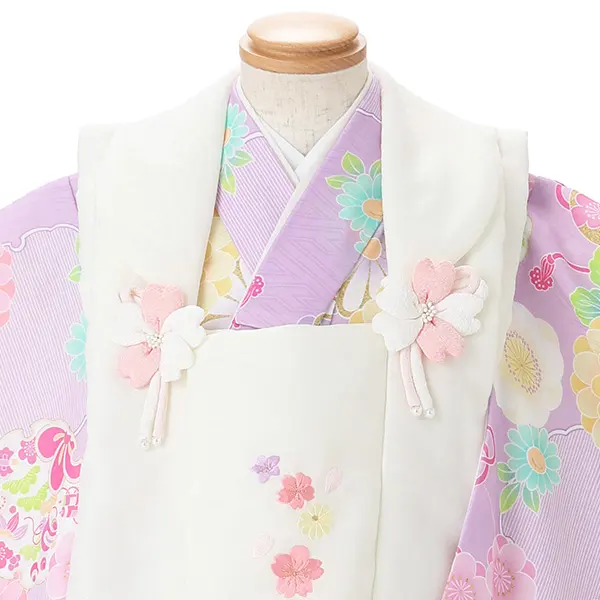 七五三レンタル(3歳女児被布)白×藤色 菊に雪輪と鈴 J669