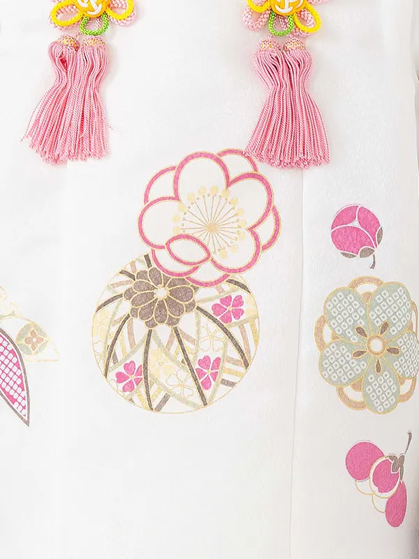 七五三レンタル(3歳女児被布)白 梅まり×淡緑 金彩桜づくし Z196