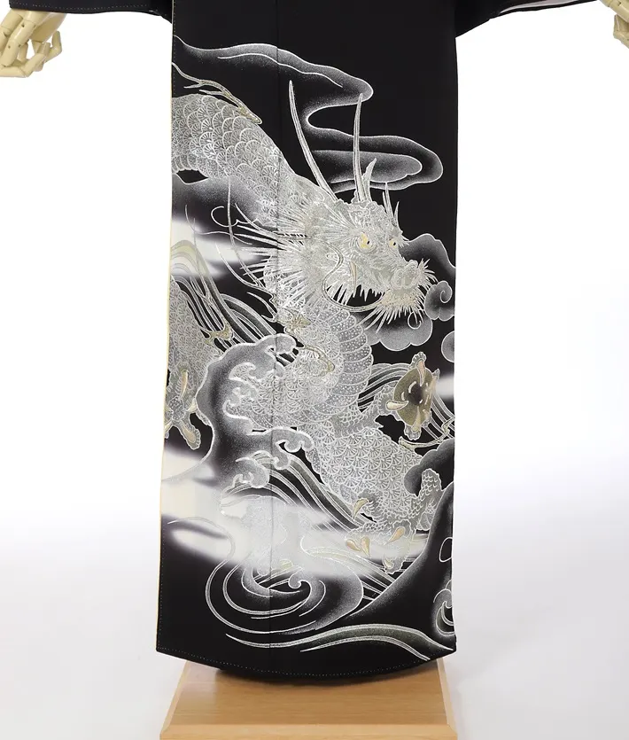 桂由美 黒留袖 雲龍 特選 8AA297