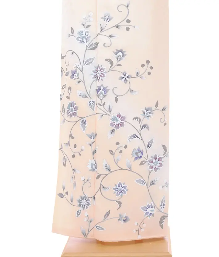 正絹訪問着ﾚ ﾝﾀﾙ ピンクベージュ 花唐草 8AD635