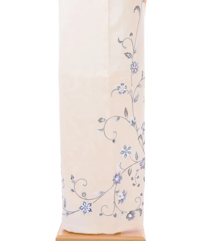 正絹訪問着ﾚ ﾝﾀﾙ ピンクベージュ 花唐草 8AD635