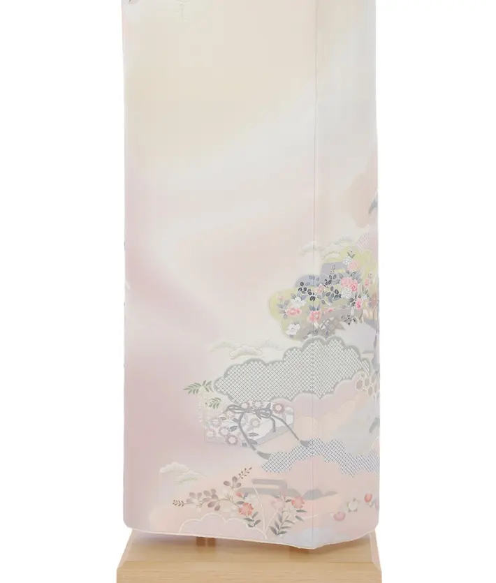 正絹訪問着ﾚ ﾝﾀﾙ クリーム 雲取り 8AD639