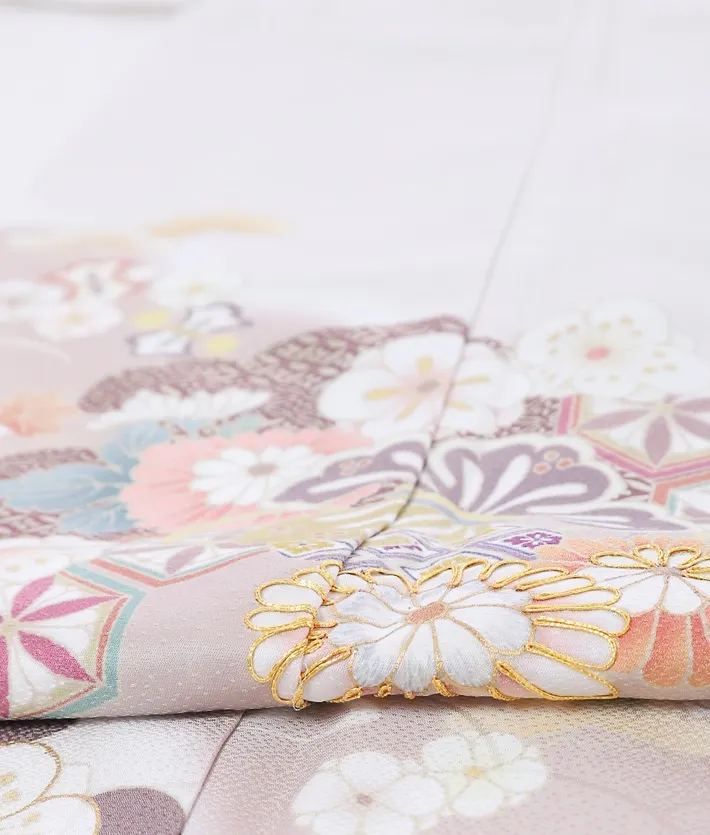 正絹訪問着ﾚ ﾝﾀﾙ 雪輪霞に雲取り菊桜 オフホワイト 8AD672