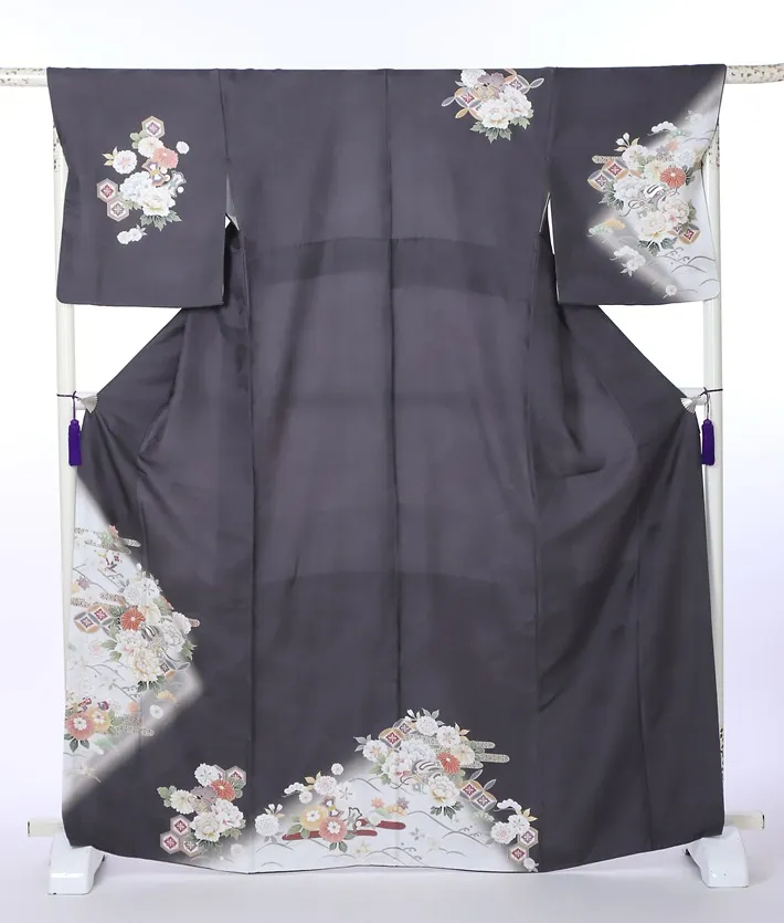 正絹訪問着ﾚ ﾝﾀﾙ 墨黒 グレー 牡丹 桜 8AD676