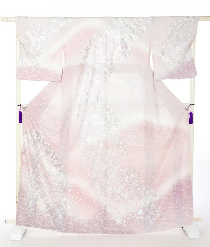 正絹桂由美  訪問着ﾚ ﾝﾀﾙ くすみピンク 金彩 小桜 8AD680