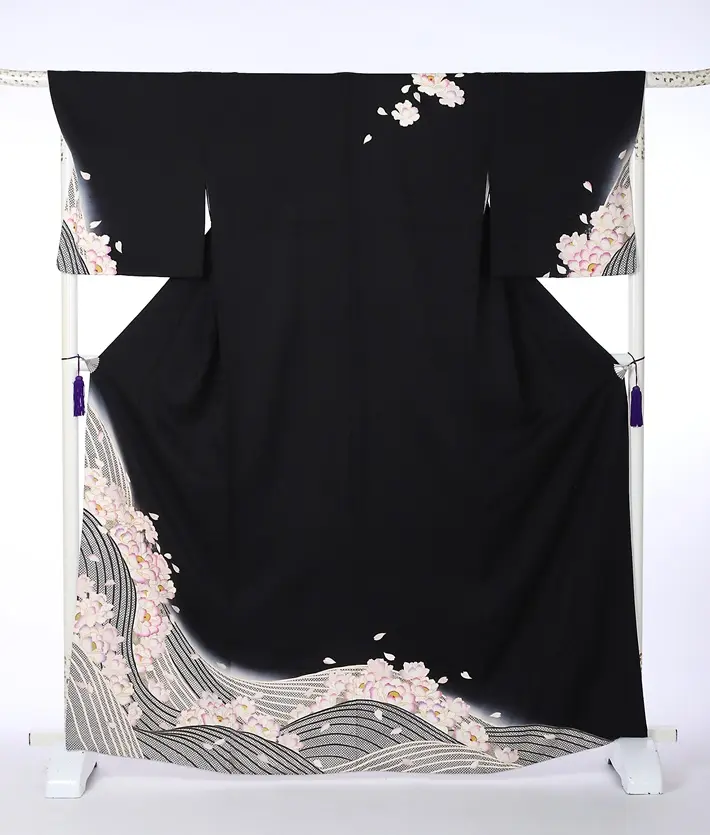 正絹訪問着ﾚ ﾝﾀﾙ 黒 流水 桜 8AD685