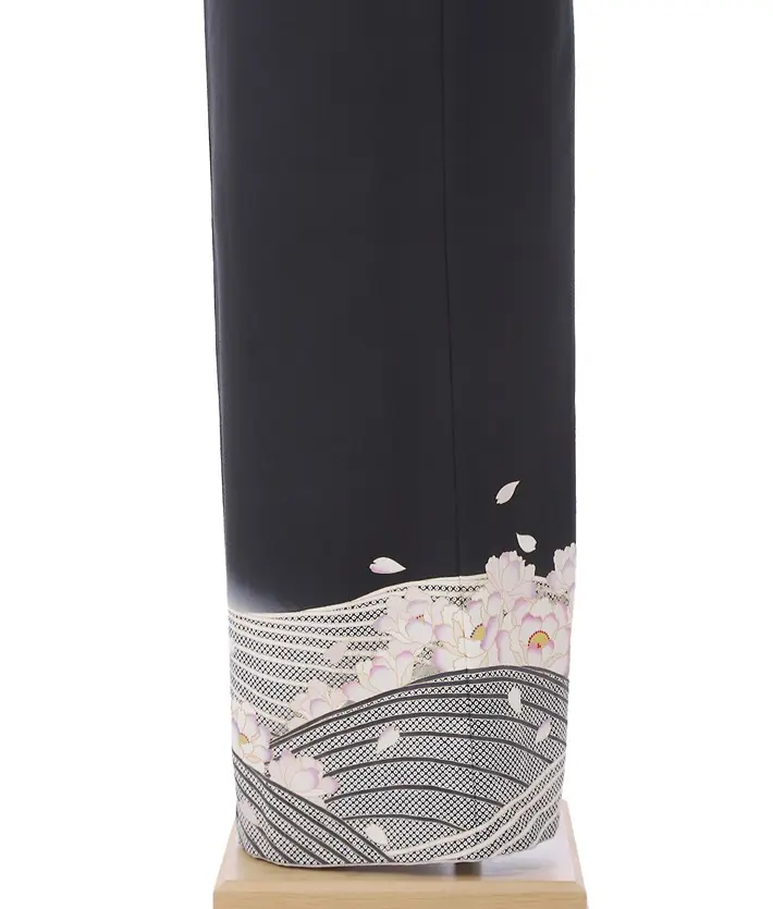 正絹訪問着ﾚ ﾝﾀﾙ 黒 流水 桜 8AD685