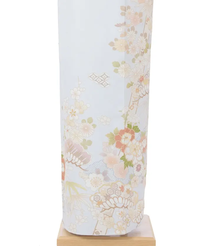 正絹訪問着ﾚ ﾝﾀﾙ 薄グレー 古典柄 吉祥文様 8AD700