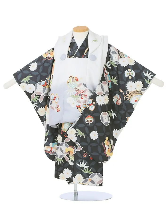 七五三 3歳男児被布セット 古典 七宝 宝尽くし 黒 白被布 8AO3071