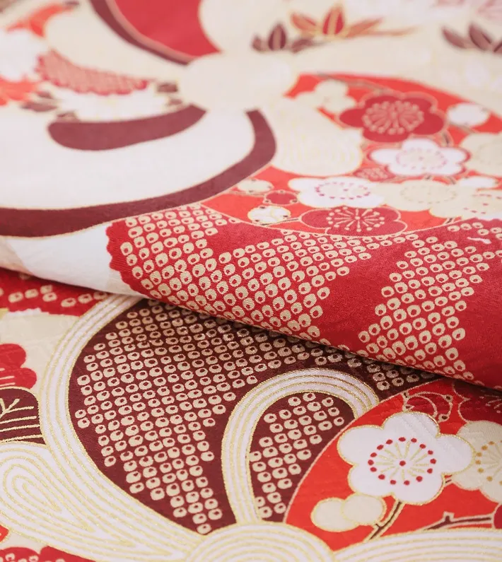 正絹 三歳女児被布セット 紅一点 オフホワイト ねじり梅 8AP3304