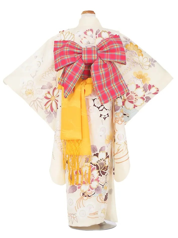 七五三ﾚﾝﾀﾙ（7歳） 薄クリーム色 レトロ 8AP7197