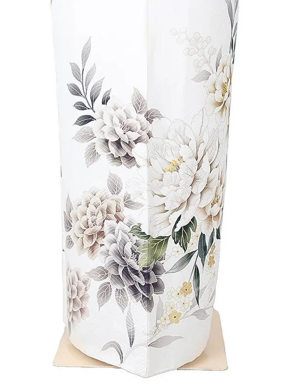 振袖0234　白 洋花 くすみ