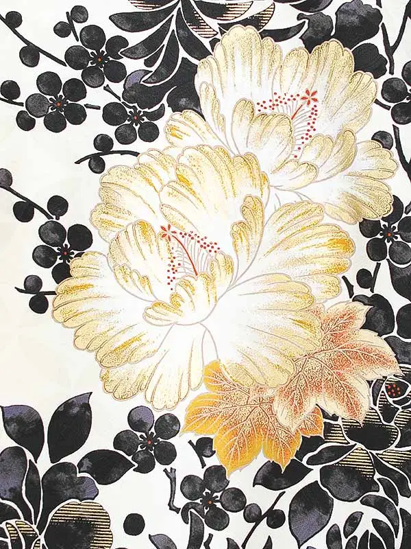 振袖0235　アイボリー 黒 洋花 NATURAL BEAUTY