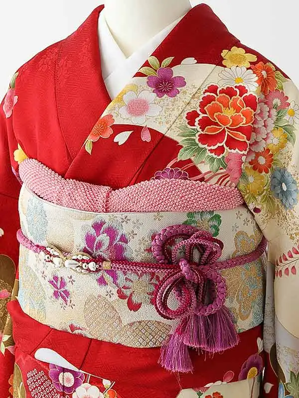 振袖0240　赤 アイボリー 牡丹 花模様